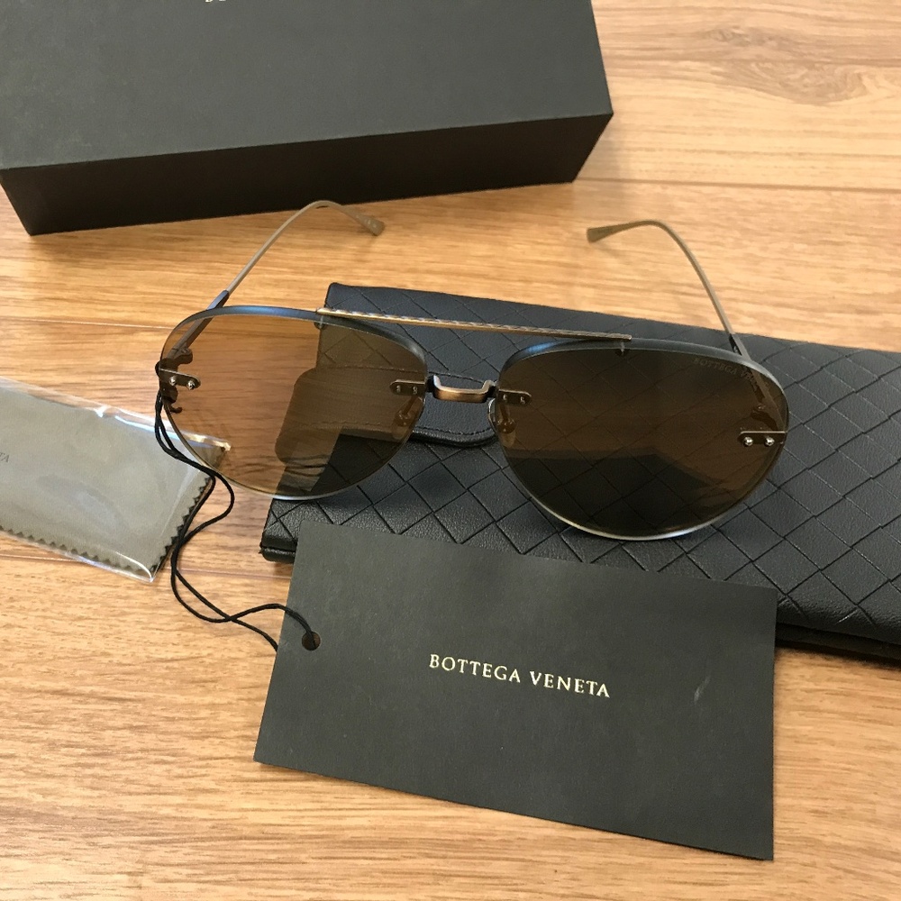 Bottega Veneta Sunglasses 515800 v4450